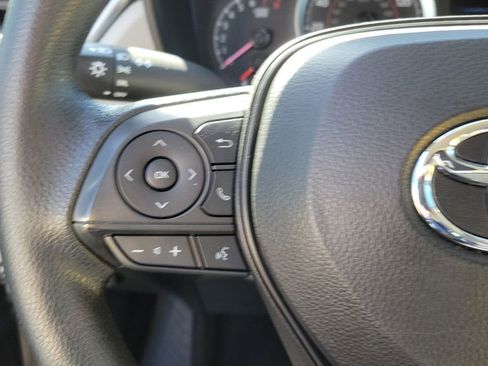 Used 2022 Toyota Corolla Cross L image 25