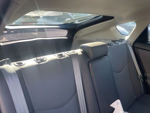 Used 2013 Toyota Prius Five image 6