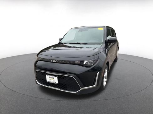 Used 2025 Kia Soul LX w/ LX Technology Package image 7