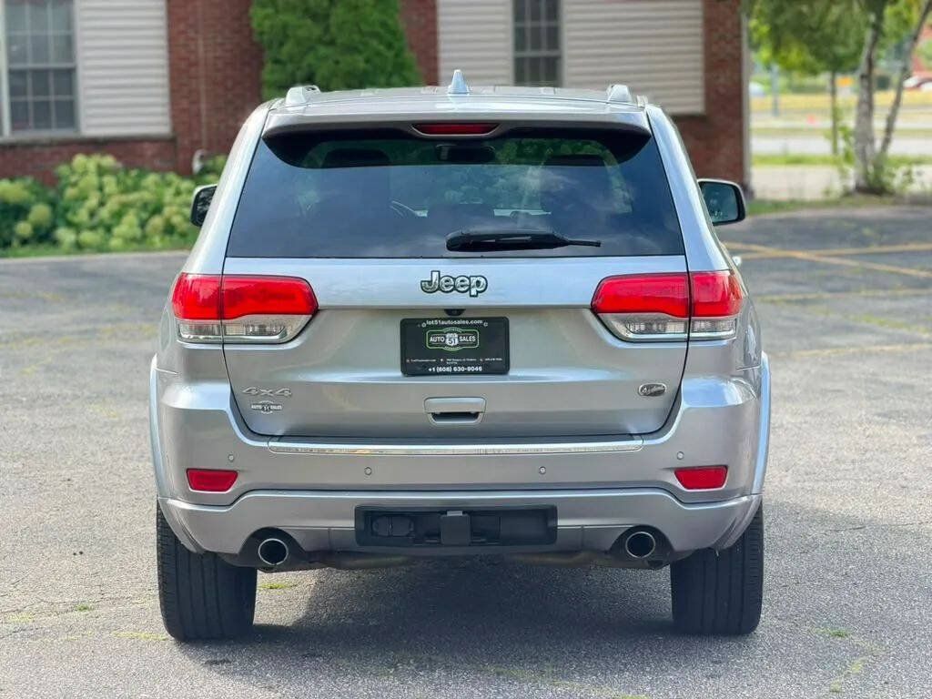 Used 2017 Jeep Grand Cherokee Overland AWD/4WD image 5