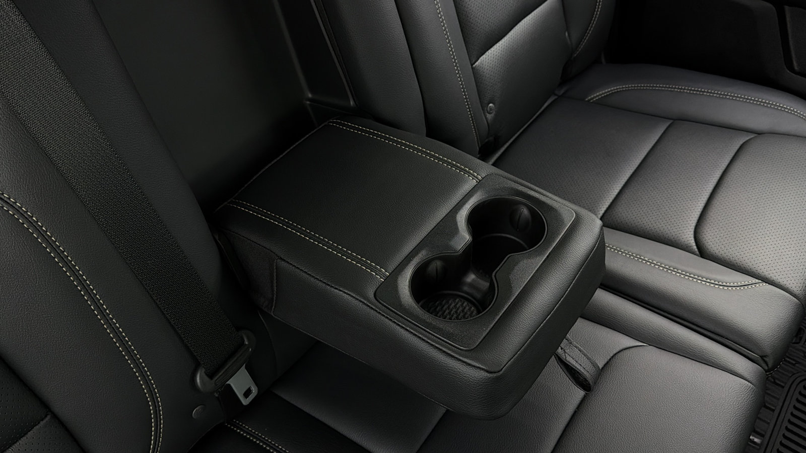 Used 2025 RAM 1500 Big Horn AWD/4WD image 42