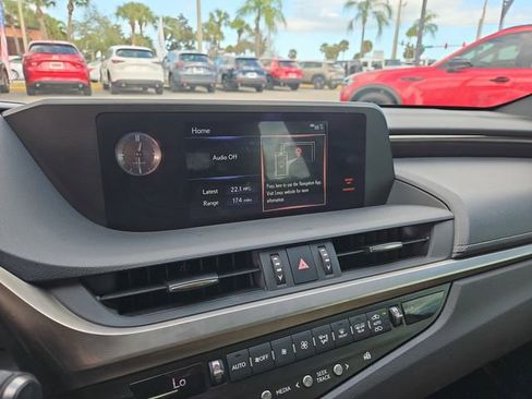 Used 2019 Lexus ES 350 F Sport image 25