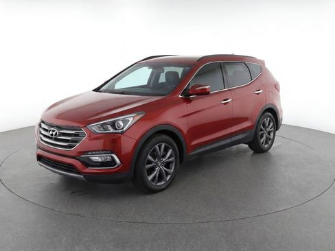 Used 2017 Hyundai Santa Fe Limited FWD image 1