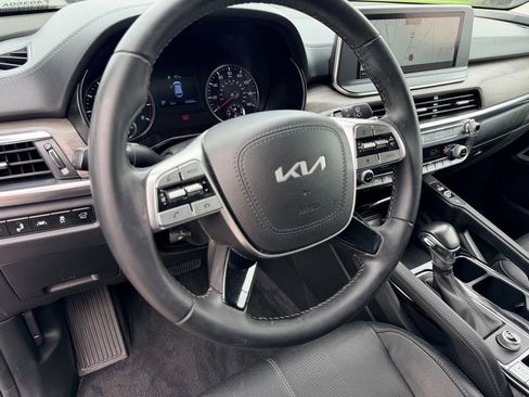 Used 2022 Kia Telluride EX w/ EX Premium Package FWD image 23