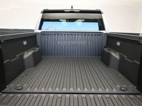 Used 2025 Toyota Tacoma SR image 25