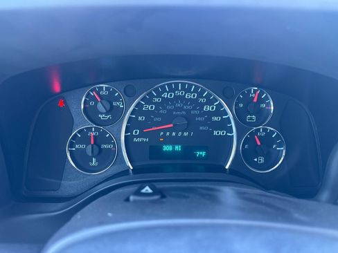 New 2025 GMC Savana 3500 w/ Power Convenience Package image 15