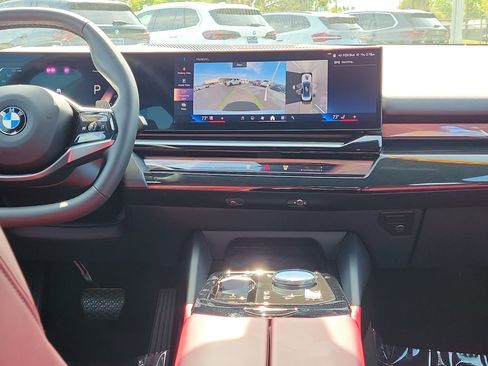 Used 2026 BMW 540i xDrive image 17