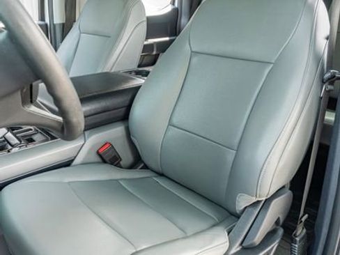 Used 2022 Ford F150 Lightning Pro image 19