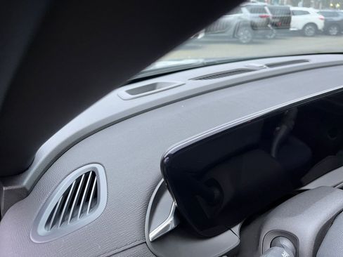 Used 2025 Buick Envista Preferred image 34