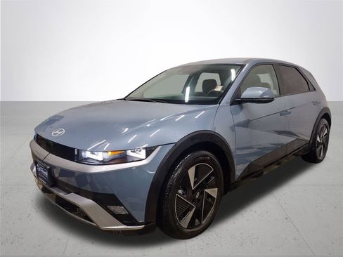 New 2026 Hyundai Ioniq 5 SEL image 2