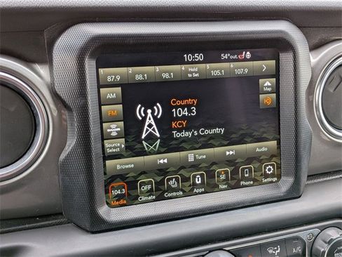 Certified 2021 Jeep Wrangler Unlimited Sahara image 25