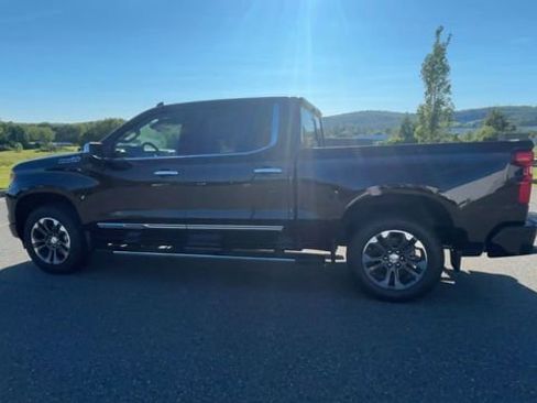 New 2026 Chevrolet Silverado 1500 High Country w/ Technology Package AWD/4WD image 2
