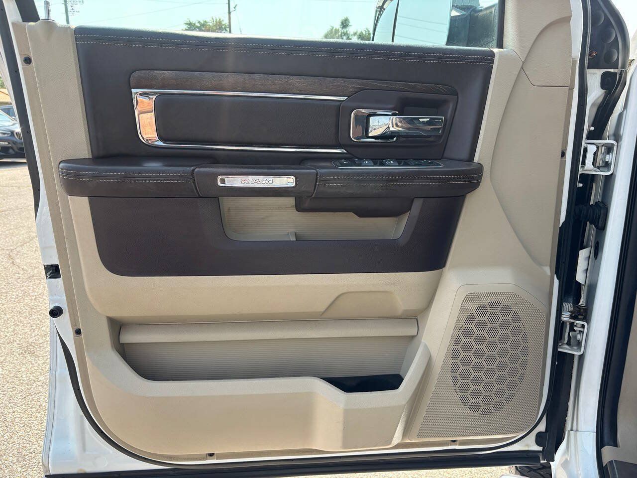 Used 2013 RAM 1500 Laramie Longhorn w/ Convenience Group AWD/4WD image 14