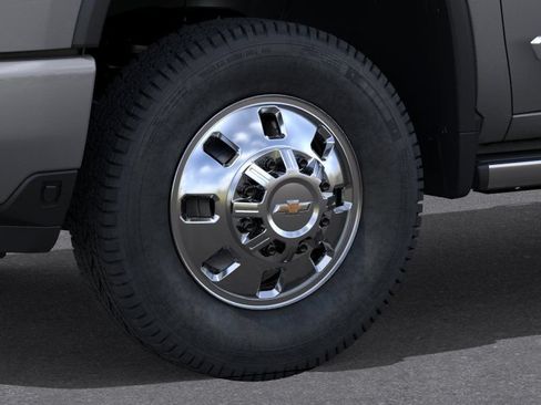 New 2026 Chevrolet Silverado 3500 High Country w/ Technology Package AWD/4WD image 9