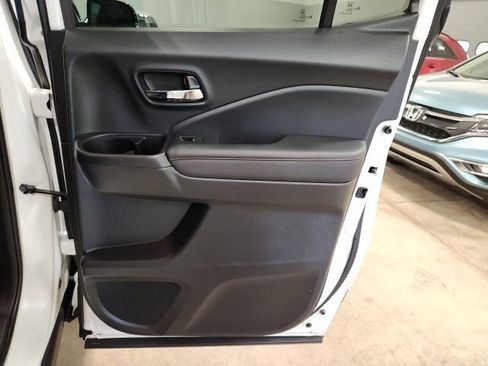 Used 2023 Honda Ridgeline Black Edition image 30