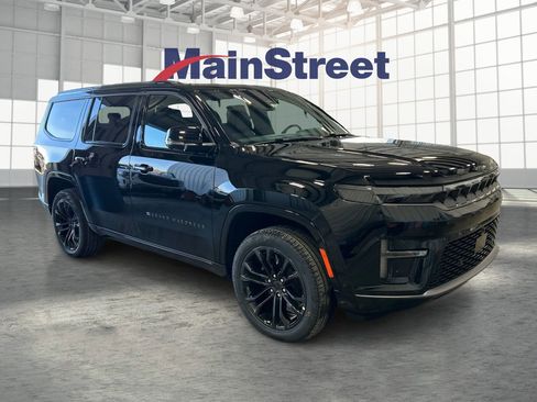 New 2026 Jeep Grand Wagoneer Summit w/ Rear Seat Video Group I AWD/4WD image 7