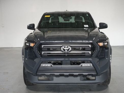 Certified 2024 Toyota Tacoma SR5 image 2