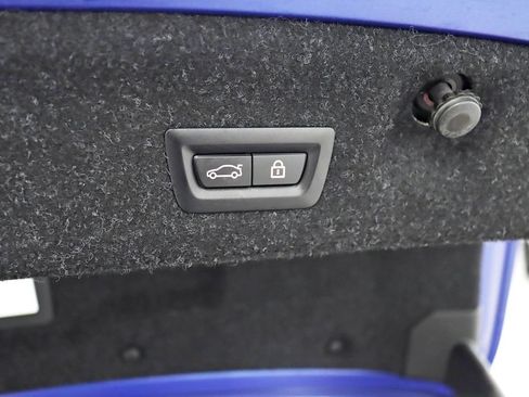 Used 2021 BMW M4 Coupe w/ Executive Package RWD image 42