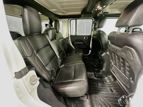 Used 2019 Jeep Wrangler Unlimited Rubicon AWD/4WD image 27