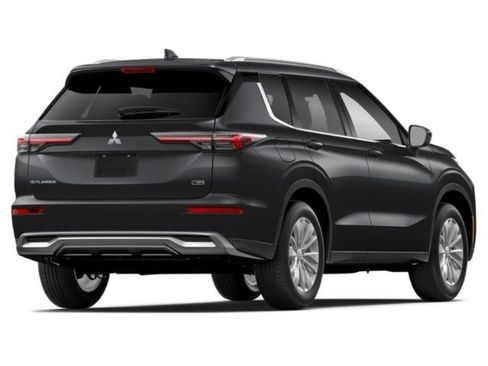 New 2025 Mitsubishi Outlander SE image 28