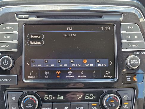 Used 2023 Nissan Maxima Platinum w/ Sport Mat Group FWD image 22