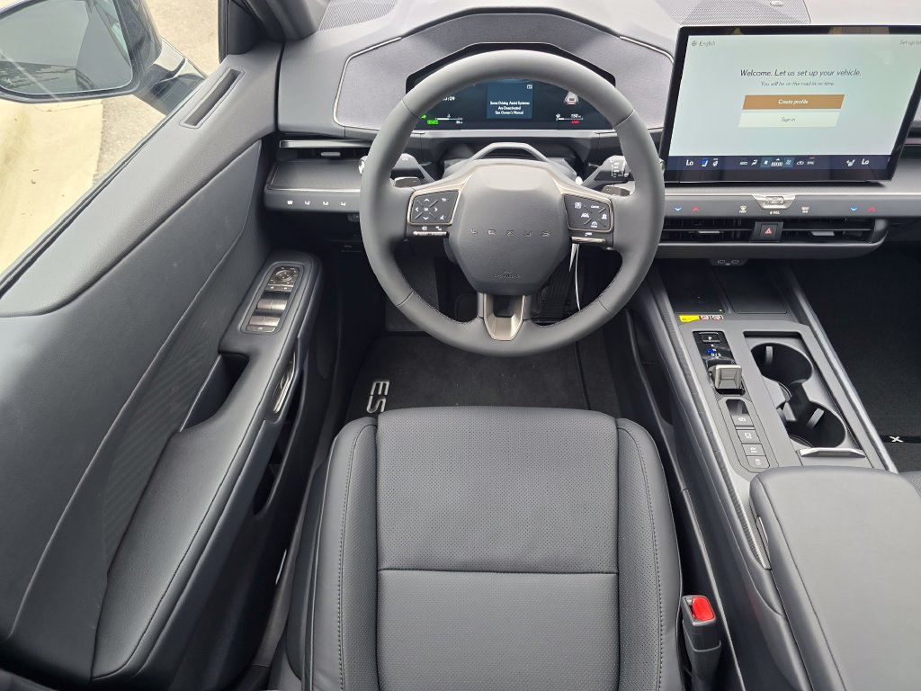 New 2026 Lexus ES 350h AWD w/ Convenience Package image 4