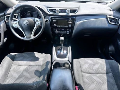 Used 2015 Nissan Rogue SV FWD image 11