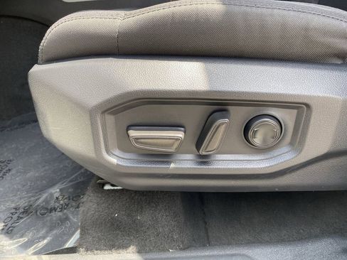Certified 2025 Toyota Sequoia SR5 AWD/4WD image 23