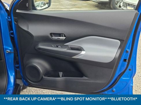 Used 2023 Nissan Kicks SR w/ SR Premium Package image 7