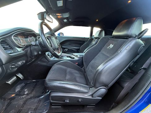 Used 2020 Dodge Challenger R/T Scat Pack image 9