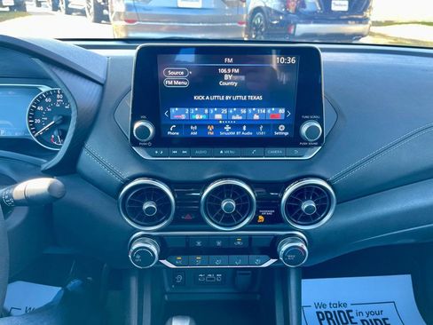 Used 2024 Nissan Sentra SV image 15