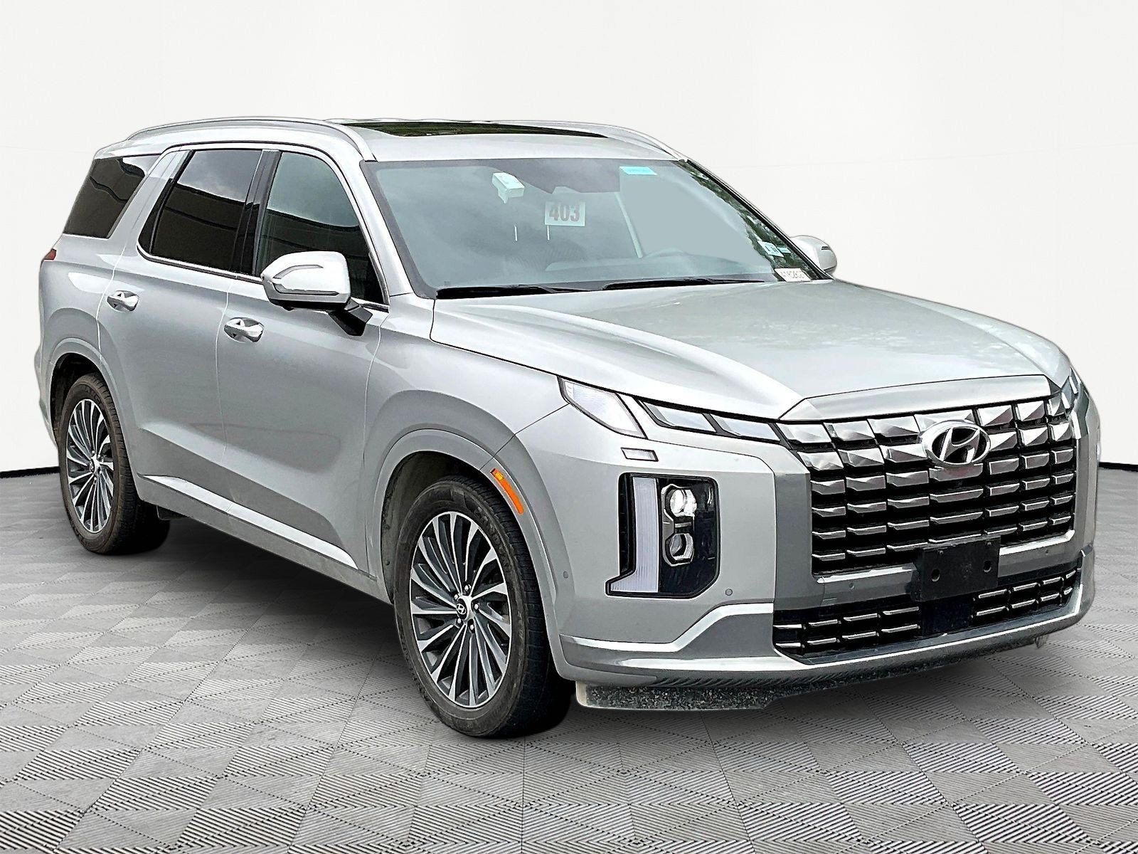 Used 2024 Hyundai Palisade Calligraphy AWD/4WD image 3