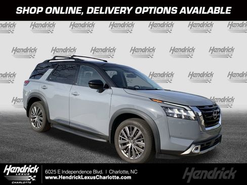 Used 2022 Nissan Pathfinder SL w/ SL Premium Package image 1