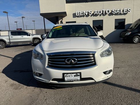 Used 2013 INFINITI JX35 AWD w/ Premium Pkg image 2