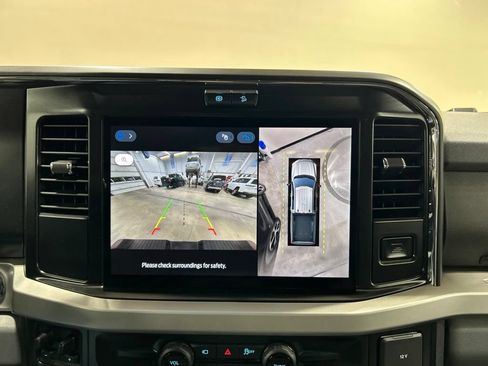 New 2026 Ford F250 XLT w/ XLT Premium Package AWD/4WD image 19