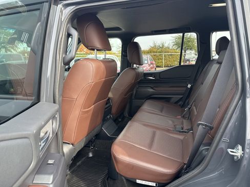 Used 2025 Toyota Land Cruiser image 10