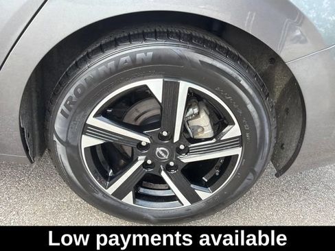 Used 2024 Nissan Sentra SV FWD image 32