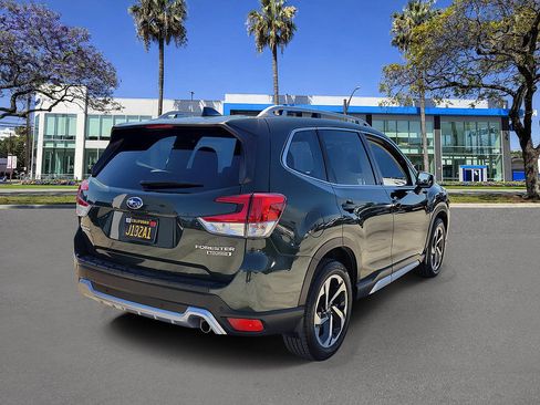 Used 2023 Subaru Forester Touring w/ Popular Package #2 AWD/4WD image 4