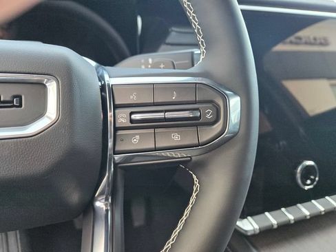 New 2026 GMC Acadia Denali w/ Super Cruise Package AWD/4WD image 19