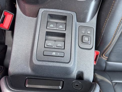 Used 2023 Ford Bronco Badlands image 24