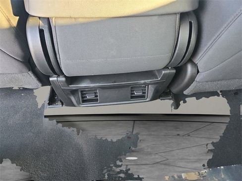 Used 2023 Chevrolet Silverado 1500 Custom image 36