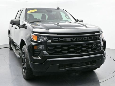 Used 2024 Chevrolet Silverado 1500 Custom w/ Turbomax Blackout Package image 2