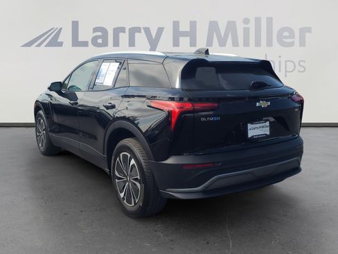 Used 2024 Chevrolet Blazer EV LT AWD/4WD image 3