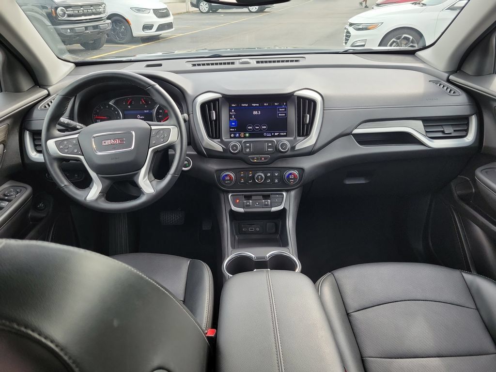Used 2024 GMC Terrain SLT AWD/4WD image 13