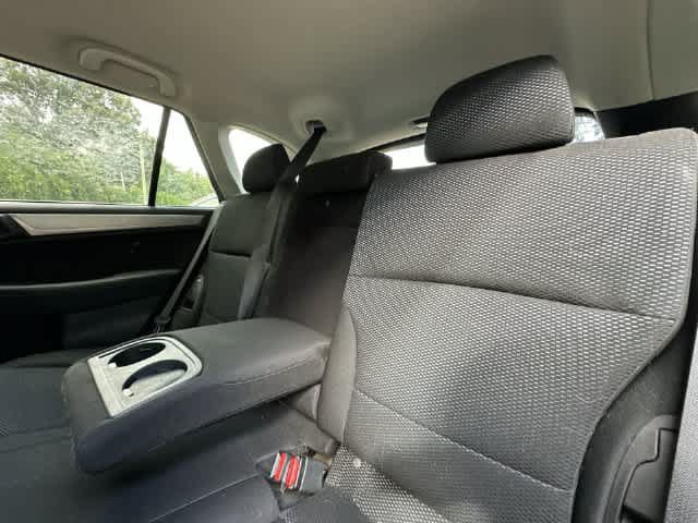 Used 2019 Subaru Outback 2.5i Premium AWD/4WD image 15