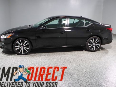 Used 2022 Nissan Altima 2.5 SR image 10