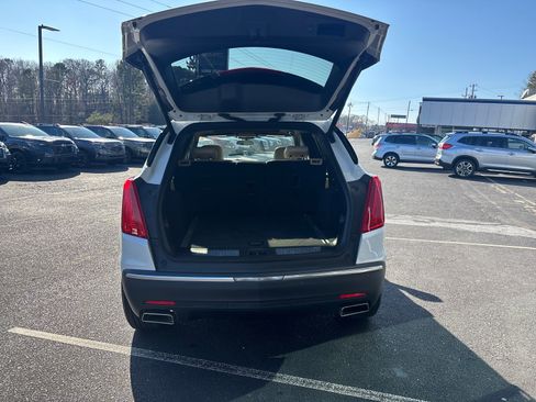 Used 2017 Cadillac XT5 Luxury image 49