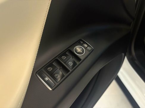 Used 2019 Tesla Model X Long Range AWD/4WD image 29