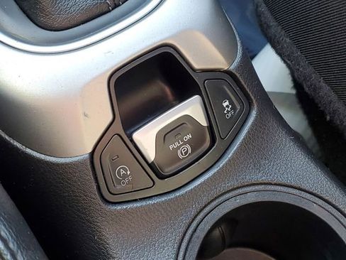 Used 2020 Jeep Compass High Altitude AWD/4WD image 25
