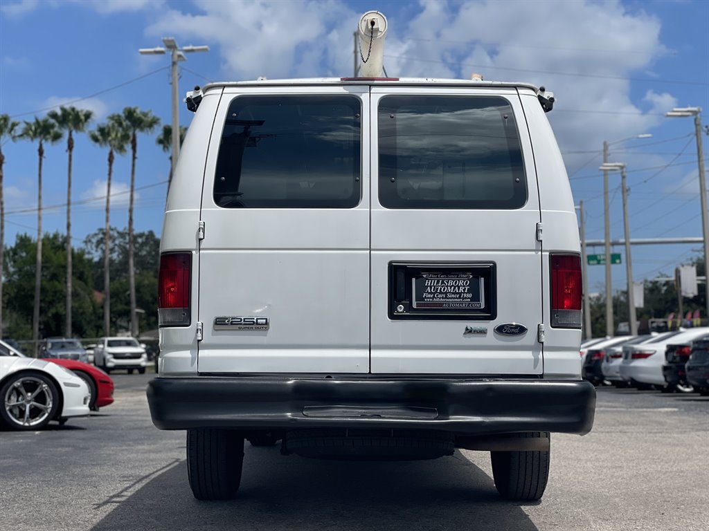Used 2009 Ford E-250 and Econoline 250 Extended RWD image 18
